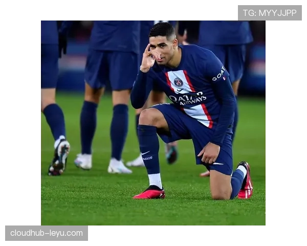 阿什拉夫荣膺法甲赛季最佳球员，亮眼表现创个人新高