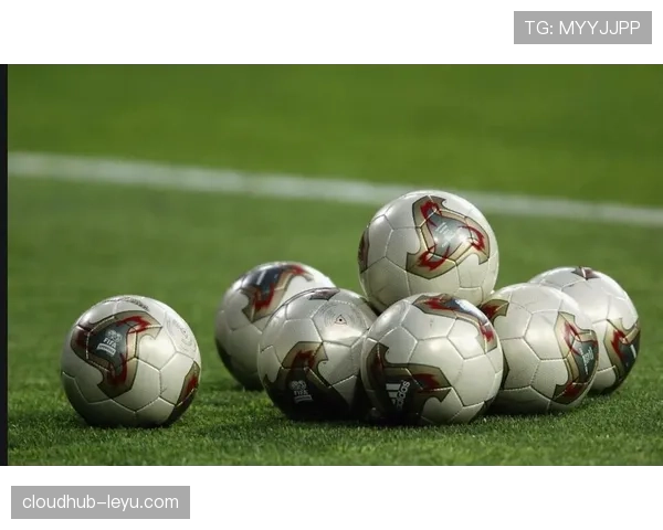 《解析足球客场旅行:新研究揭示球迷体验与球队表现的深层关联》 《解析足球客场旅行:新研究揭示球迷体验与球队表现的深层关联》