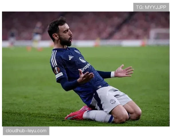 B费无球跑动与前插进攻分析