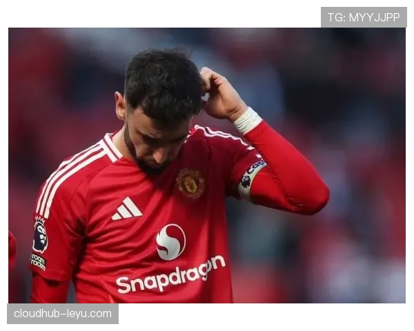 B费的失误数据是否阻碍曼联的进攻流畅性？